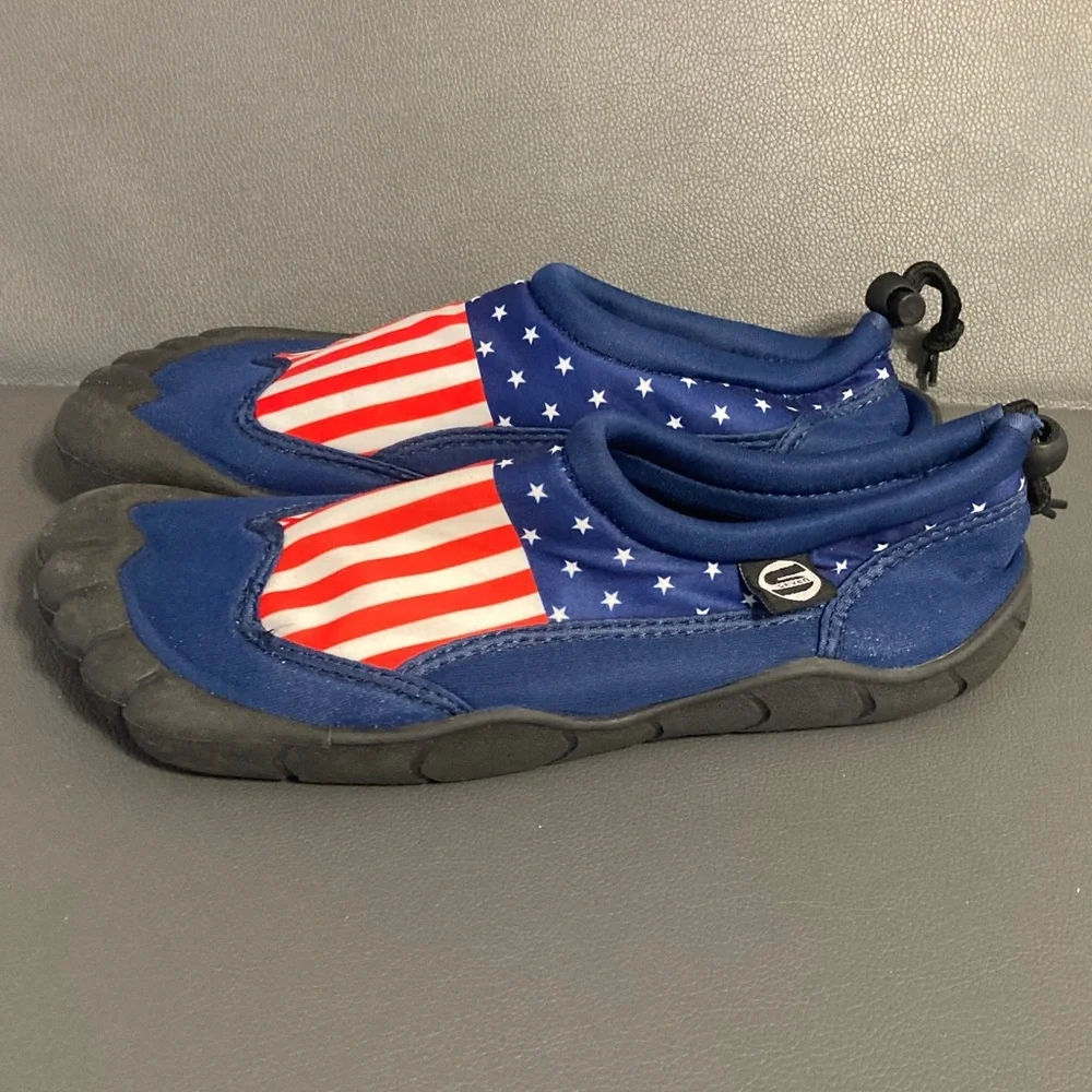 Patriotic Water Shoes men’s 8